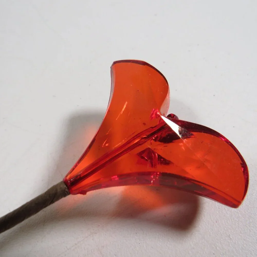 Giant WARM RED Flower Bead Floral Pic (10 hearts per pick) Multi-dimensional